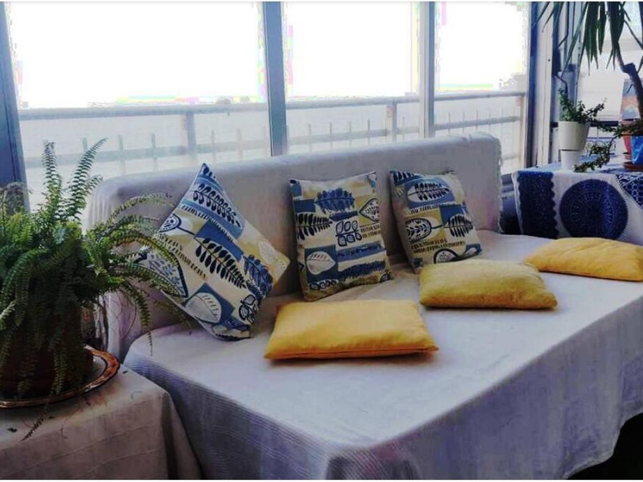 Blue Double Private Room At Front Beach - Habitacion Doble En La Playa Valencia Luaran gambar